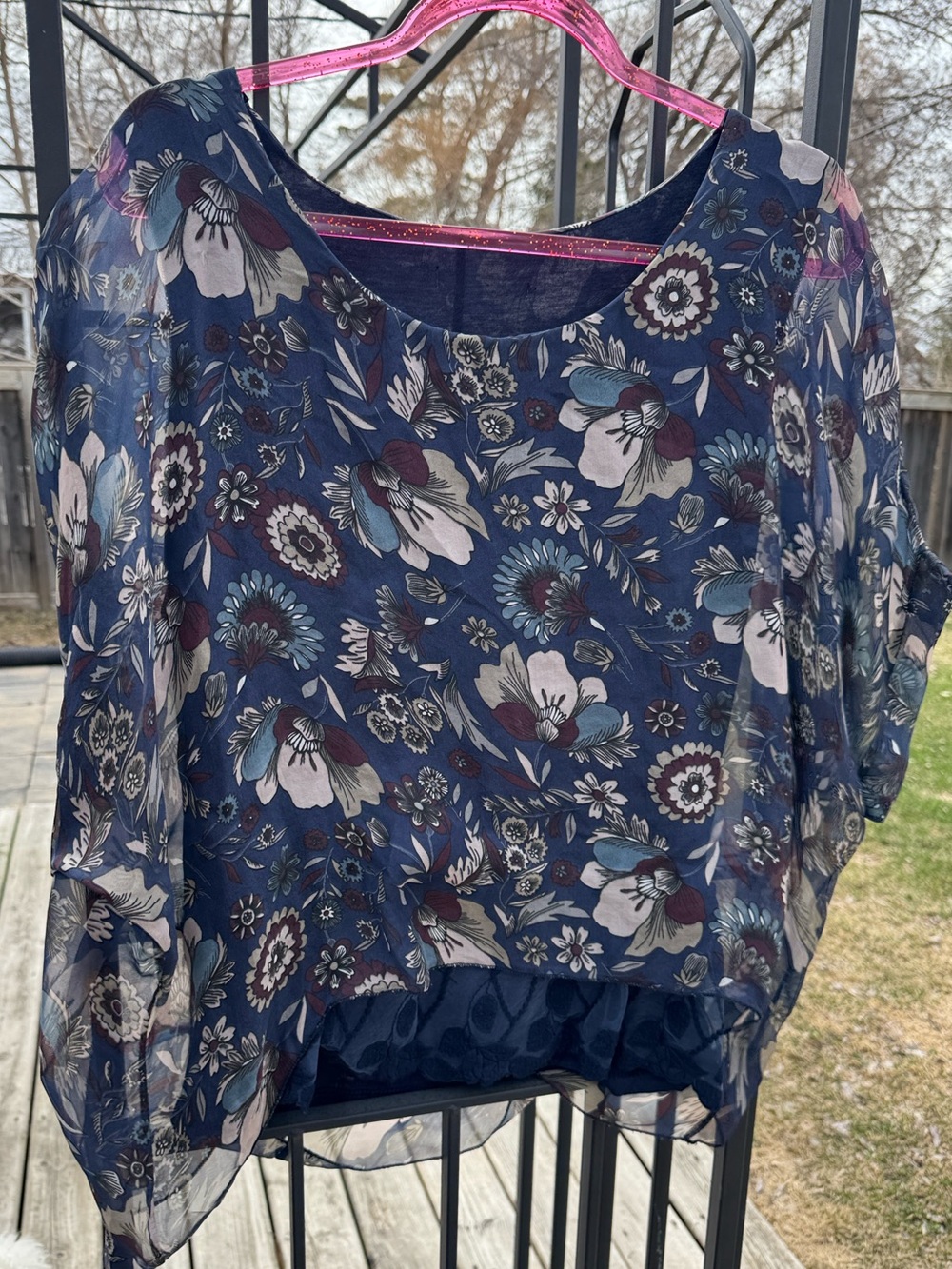 Source Unknown Navy Floral Sheer Blouse with Dusty Rose Accents